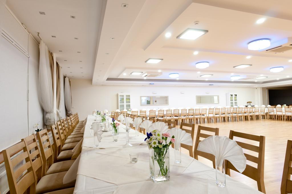 Hotel Cieplice Medi & Spa Jelenia Góra Exteriör bild