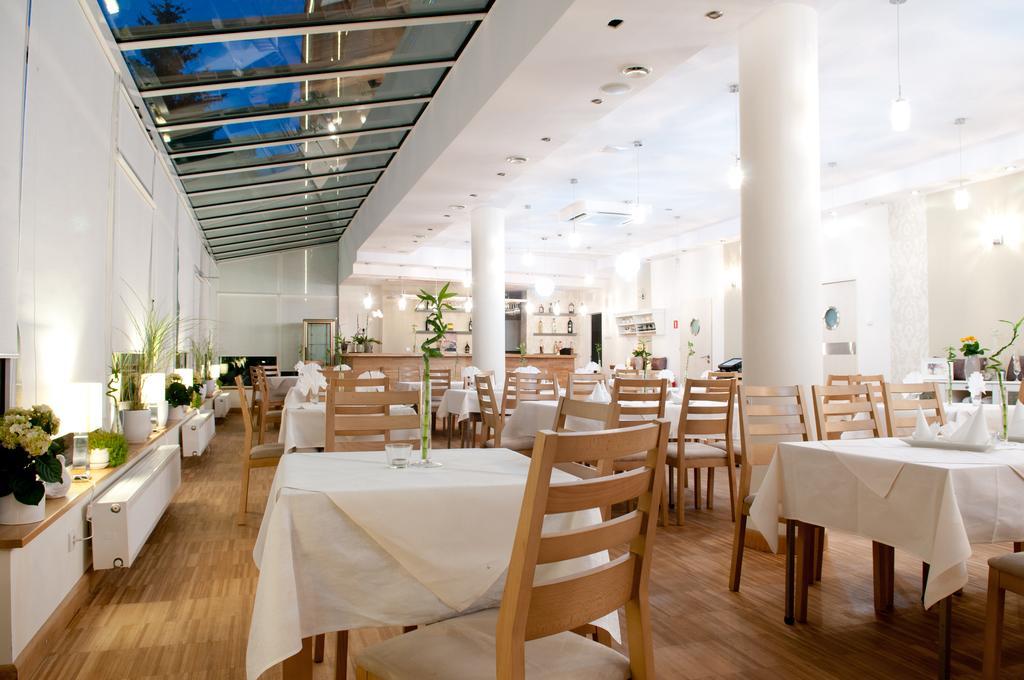 Hotel Cieplice Medi & Spa Jelenia Góra Exteriör bild