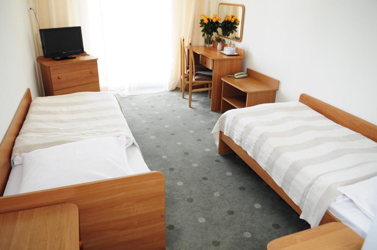 Hotel Cieplice Medi & Spa Jelenia Góra Exteriör bild
