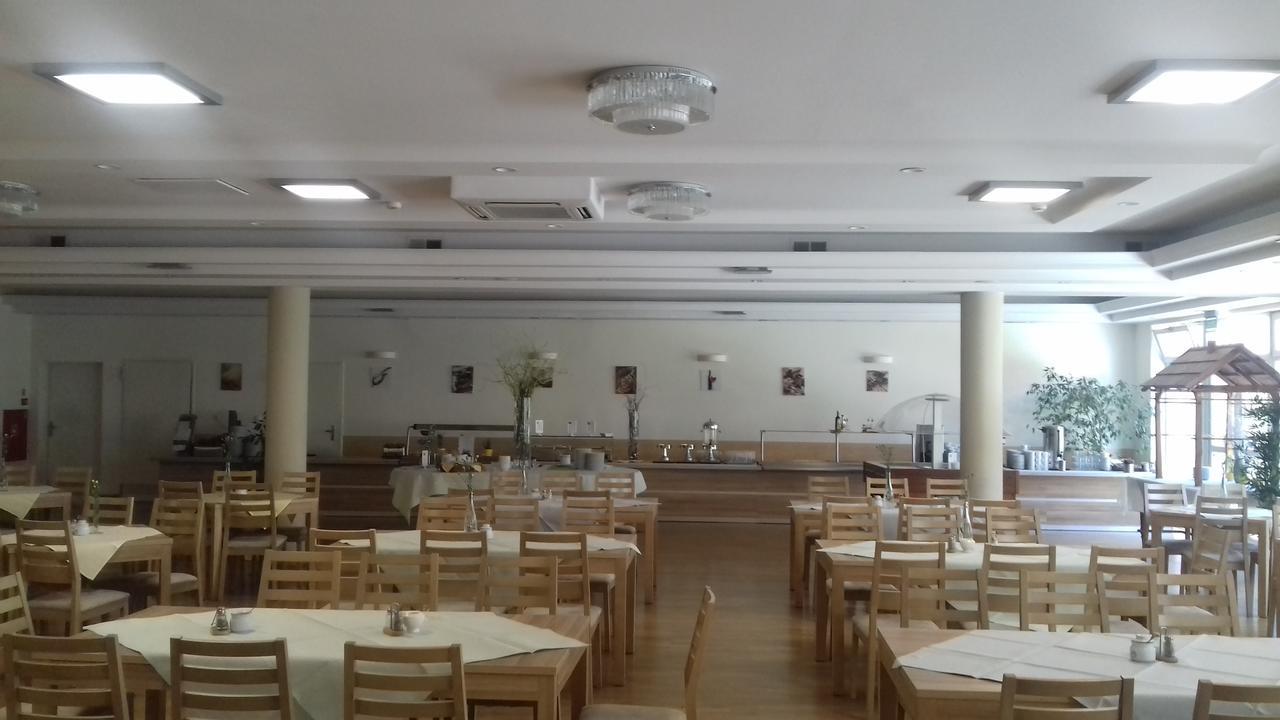 Hotel Cieplice Medi & Spa Jelenia Góra Exteriör bild